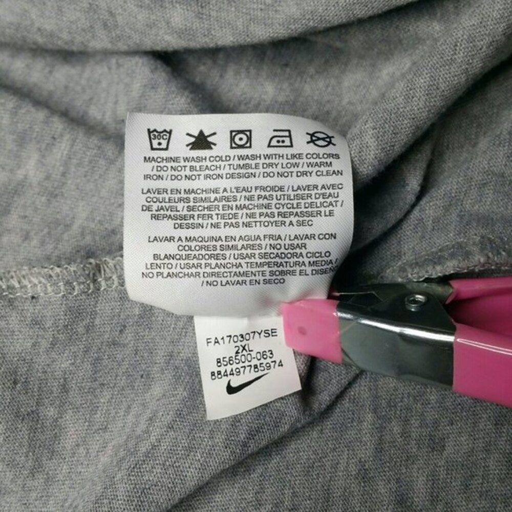 NIKE TEE Gray Black and Red Short Sleeve T Shirt Mens Size XXL - Picture 6 of 7